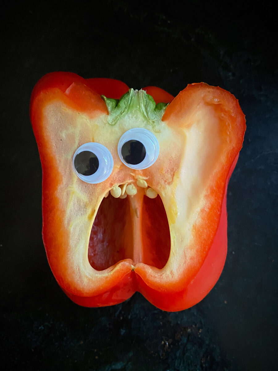 Googly eyed peppers. Can’t take my eyes off you! MakeArtLife